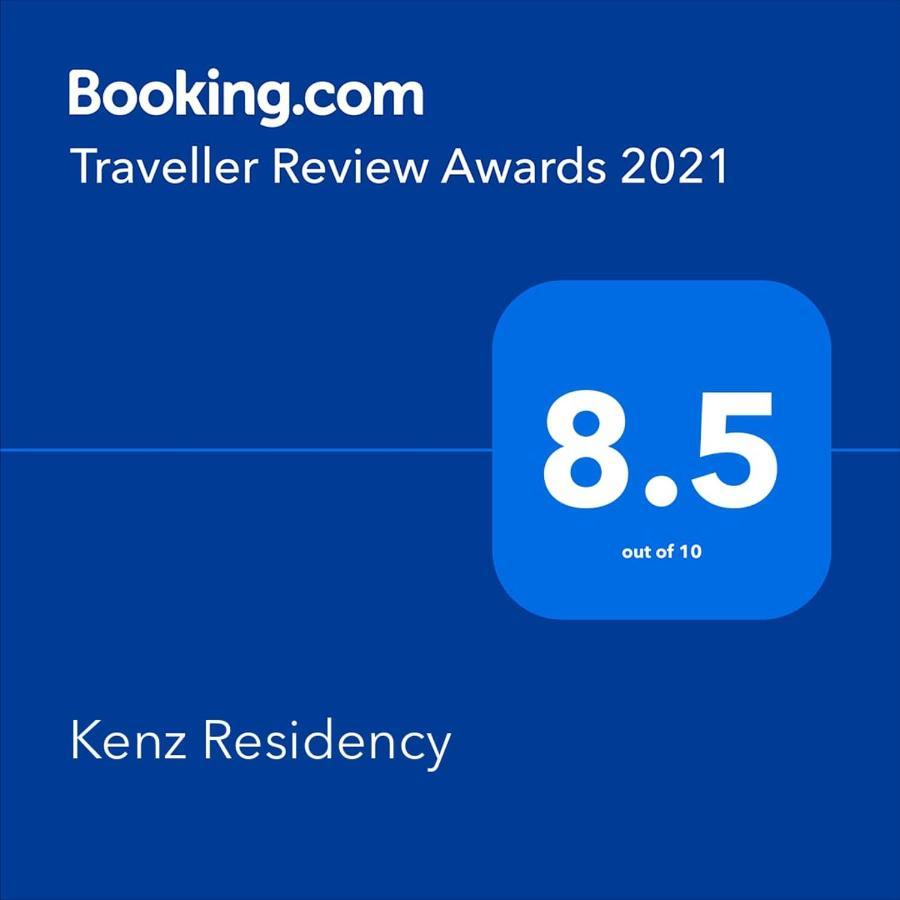 Hotel Kenz Residency à Kochi Extérieur photo