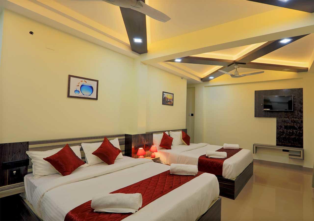 Hotel Kenz Residency à Kochi Extérieur photo